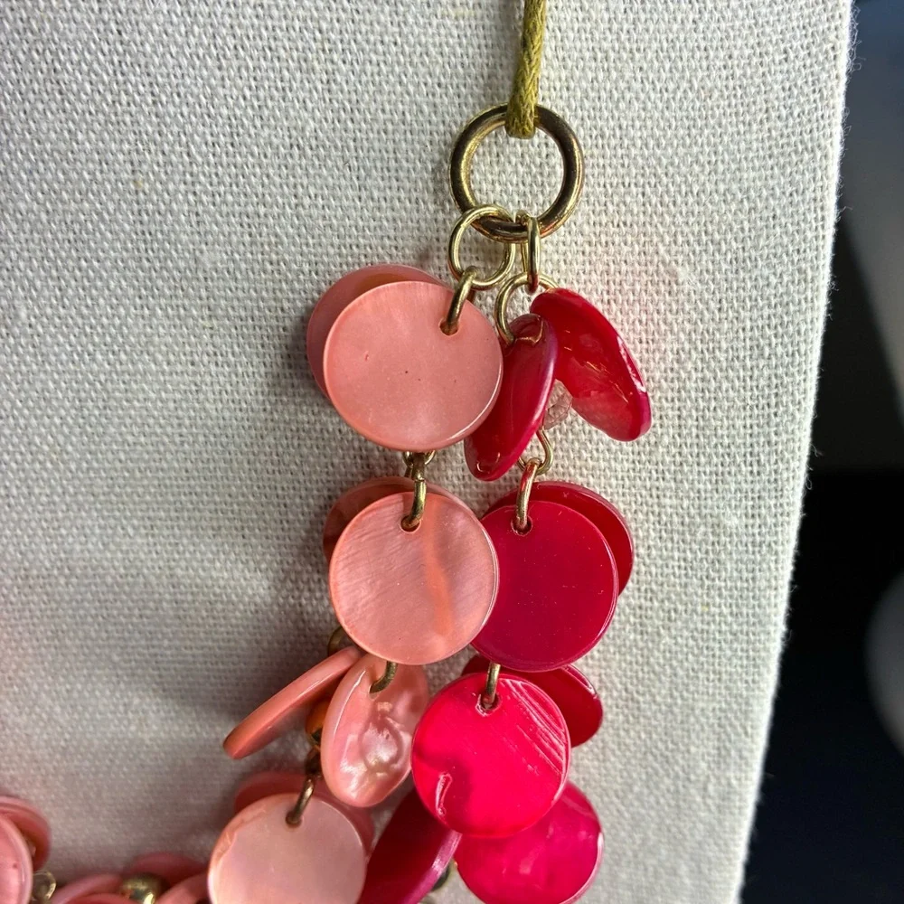 Bold Pink and Red Disc Necklace - Picture 2 of 4